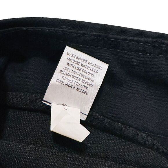 10/$25🦋 Croft & Barrow Black 'The Effortless Stretch Pant' - Size 10P Regular - Picture 11 of 16